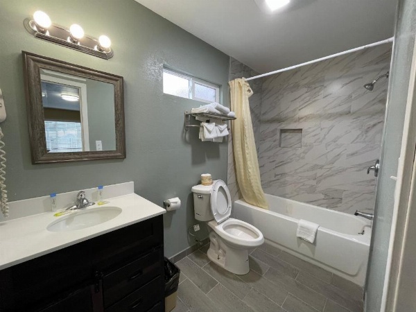 Tahoe Hacienda Inn image 27