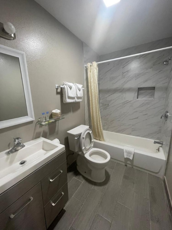 Tahoe Hacienda Inn image 29